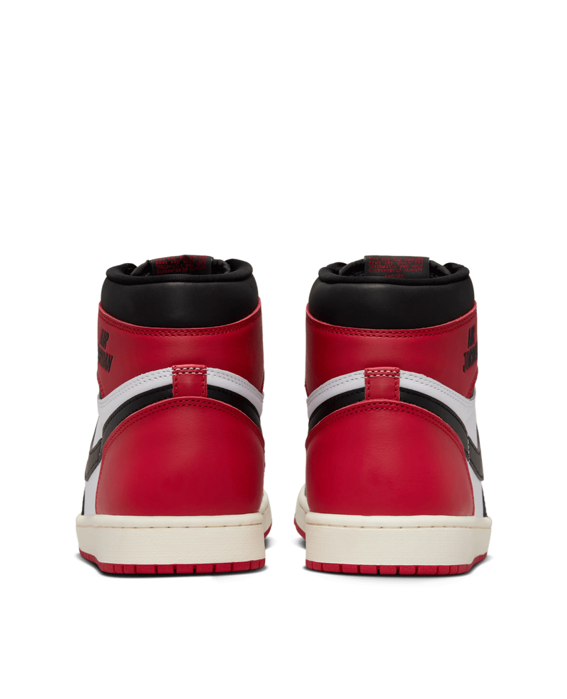 Air Jordan 1 Retro High OG 'Black Toe' Nike